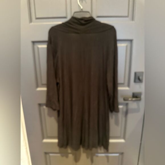 Black cow neck top - Picture 3 of 3